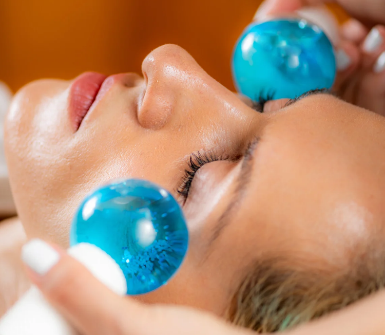 2pcs Crystal Ice Ball for Facials